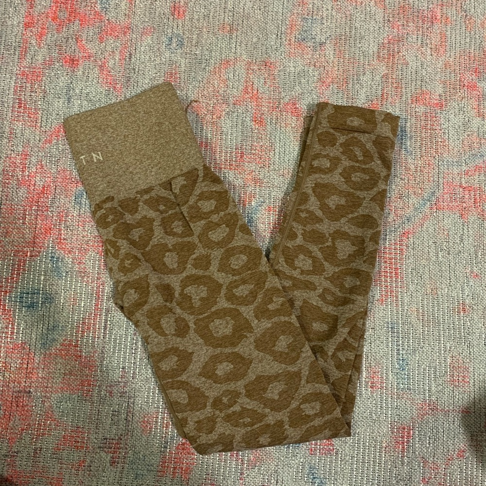NVGTN leggings